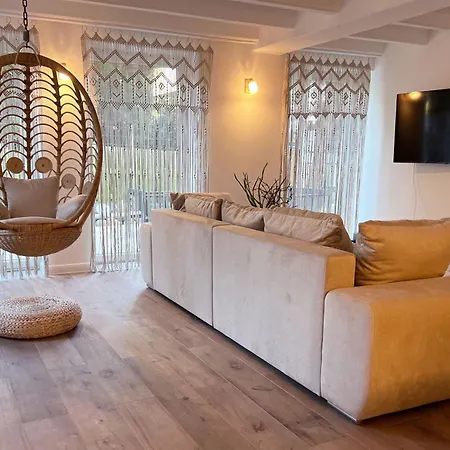 Moderne Lounge-ferienwohnung Mit Terrasse, Strandkorb, Parkplatz - 50 Meter Zum דירה זירקסדורף