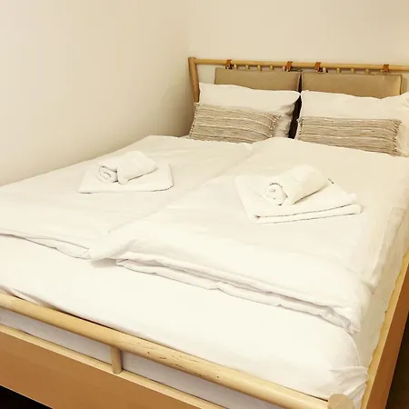 Moderne Lounge-ferienwohnung Mit Terrasse, Strandkorb, Parkplatz - 50 Meter Zum
