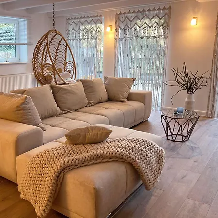 Moderne Lounge-ferienwohnung Mit Terrasse, Strandkorb, Parkplatz - 50 Meter Zum זירקסדורף