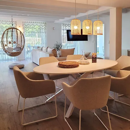 Apartment Moderne Lounge-ferienwohnung Mit Terrasse, Strandkorb, Parkplatz - 50 Meter Zum *