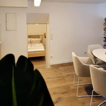 Moderne Lounge-ferienwohnung Mit Terrasse, Strandkorb, Parkplatz - 50 Meter Zum * זירקסדורף